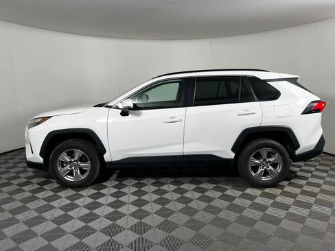 Certified 2024 Toyota RAV4 XLE FWD image 8