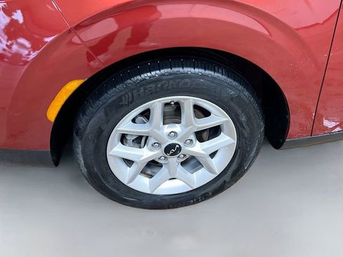 Certified 2022 Kia Soul LX w/ Technology Package image 28