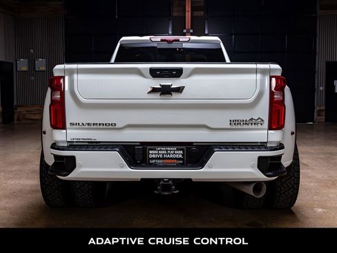 Used 2024 Chevrolet Silverado 3500 High Country w/ High Country Premium Package image 8