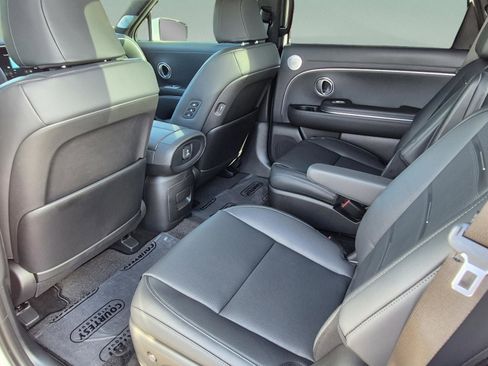 New 2026 Hyundai Palisade Calligraphy FWD image 18