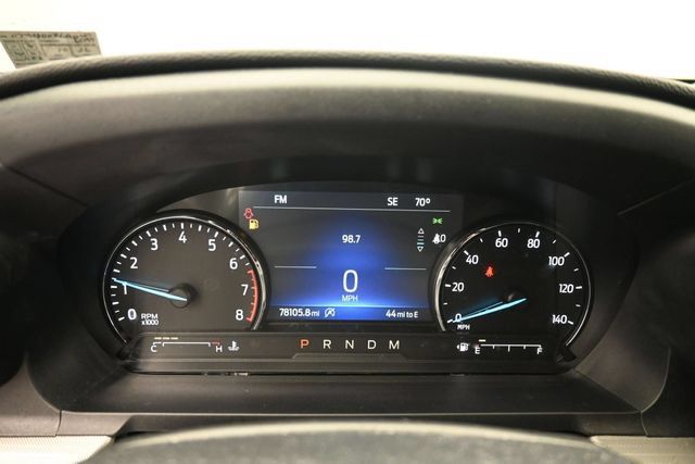 Used 2020 Ford Explorer XLT w/ Equipment Group 202A AWD/4WD image 16