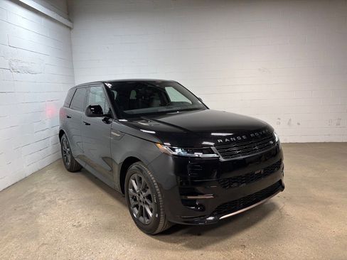 New 2025 Land Rover Range Rover Sport Dynamic SE image 4