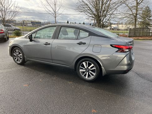 Used 2025 Nissan Versa S w/ S Plus Package image 3