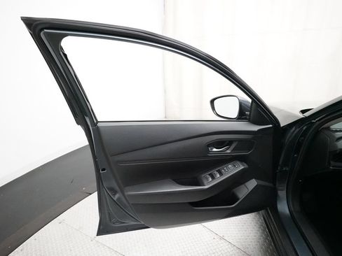 Certified 2023 Honda Accord EX image 27