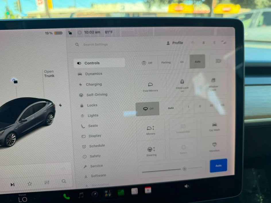 Used 2018 Tesla Model 3 Mid Range RWD image 28