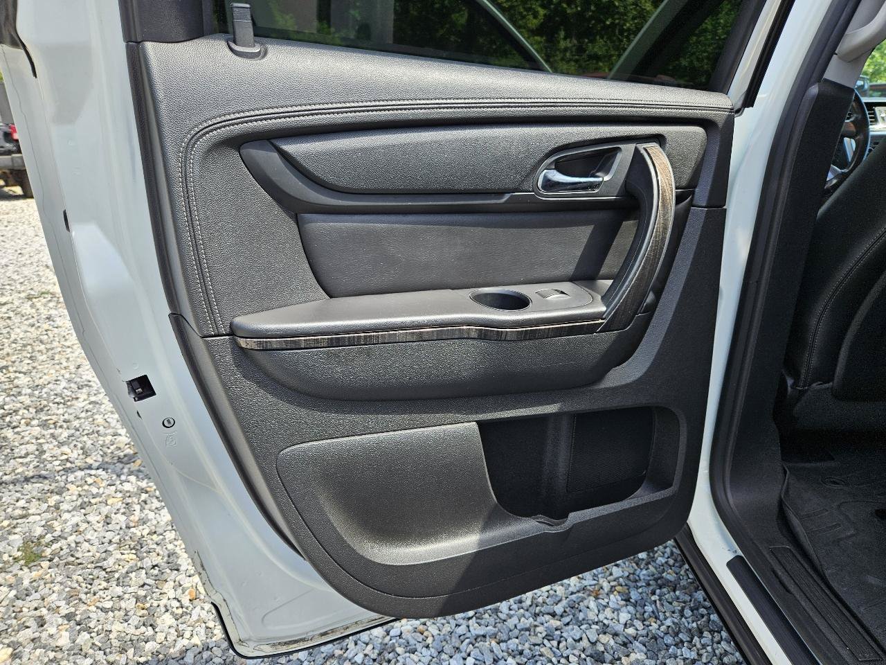 Used 2014 GMC Acadia SLT FWD image 14