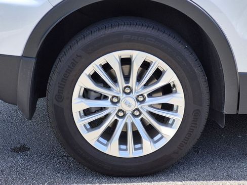 Used 2024 Cadillac XT4 Luxury w/ Cold Weather Package AWD/4WD image 21
