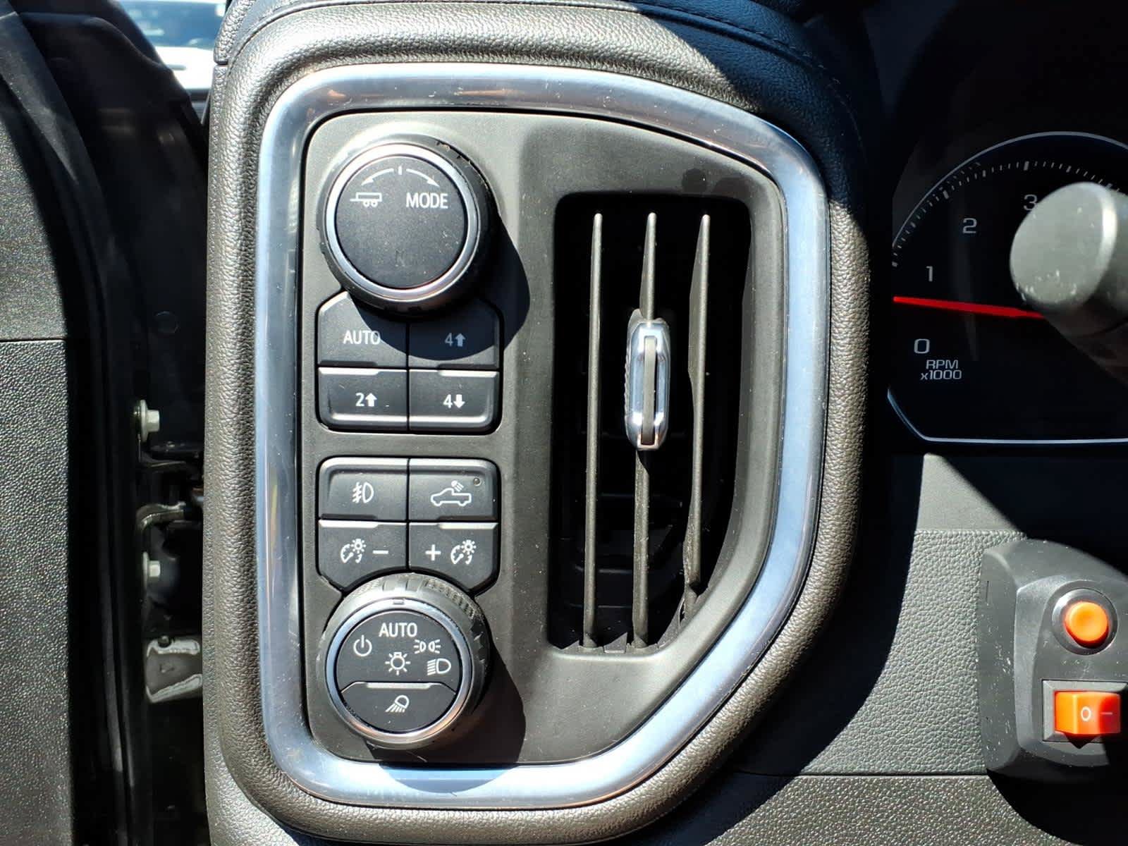 Used 2022 Chevrolet Silverado 3500 LT w/ All Star Edition AWD/4WD image 11