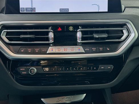 Used 2024 BMW X3 sDrive30i image 24