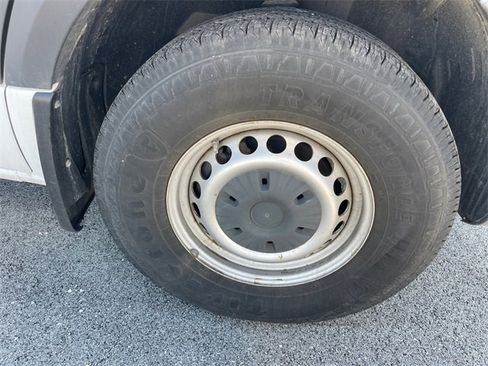 Used 2019 Freightliner Sprinter 2500 image 15