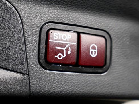 Used 2017 Mercedes-Benz GLC 300 4MATIC Coupe image 51