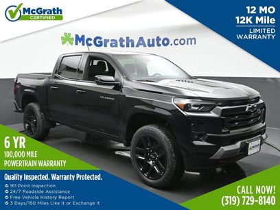 Used 2025 Chevrolet Colorado Z71 w/ Z71 Convenience Package 2
