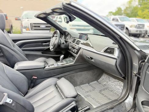 Used 2018 BMW 430i Convertible RWD image 12