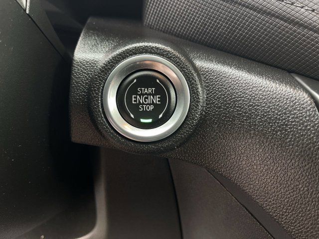 Used 2021 Chevrolet TrailBlazer LT AWD/4WD image 17