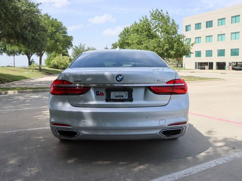 Used 2017 BMW 750i xDrive AWD/4WD image 6