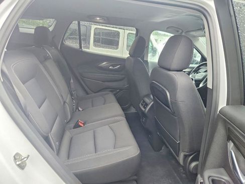Used 2024 GMC Terrain SLE w/ Driver Convenience Package AWD/4WD image 9