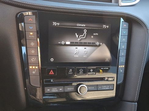 Certified 2022 INFINITI QX50 Luxe image 16
