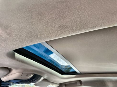 Used 2023 Maserati Levante Modena image 19