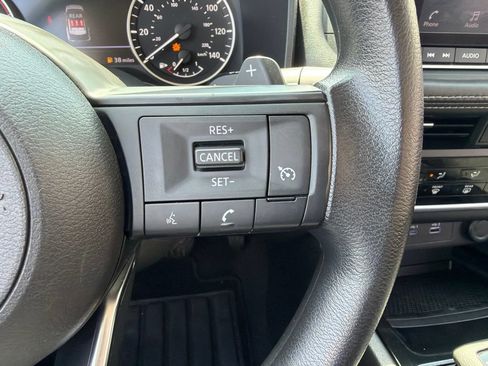 Used 2023 Nissan Rogue S AWD/4WD image 24