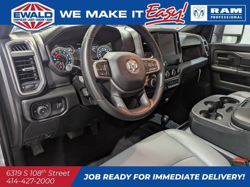 New 2024 RAM 2500 Tradesman w/ Chrome Appearance Group image 5