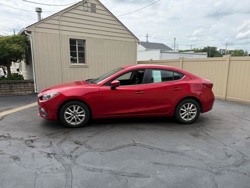 Used 2016 MAZDA MAZDA3 i Sport w/ Preferred Equipment Package FWD image 7