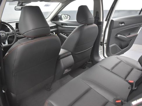 New 2025 Nissan Altima 2.5 SR image 14