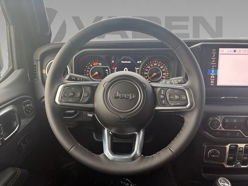 New 2026 Jeep Wrangler Unlimited Sahara AWD/4WD image 12