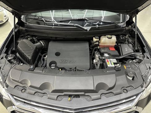 Used 2019 Chevrolet Traverse LT w/ LPO, Floor Liner Package FWD image 7