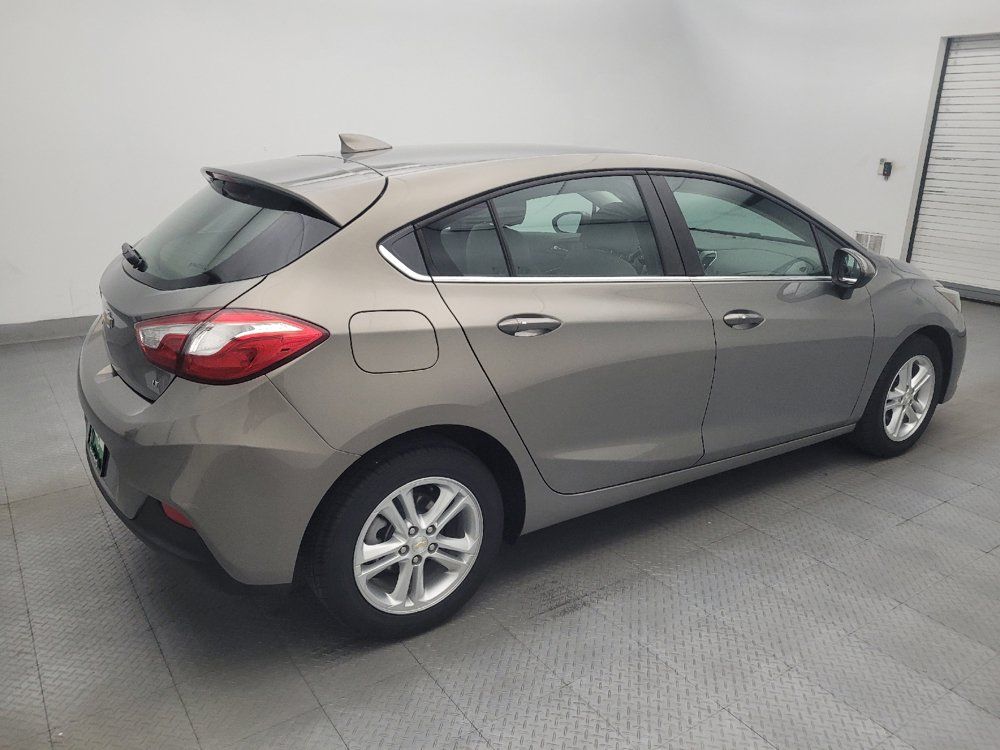 Used 2018 Chevrolet Cruze LT w/ Convenience Package FWD image 10