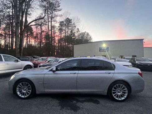 Used 2014 BMW 750Li xDrive image 2
