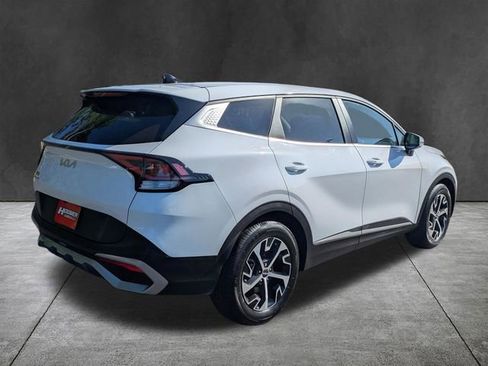 Used 2024 Kia Sportage EX FWD image 4
