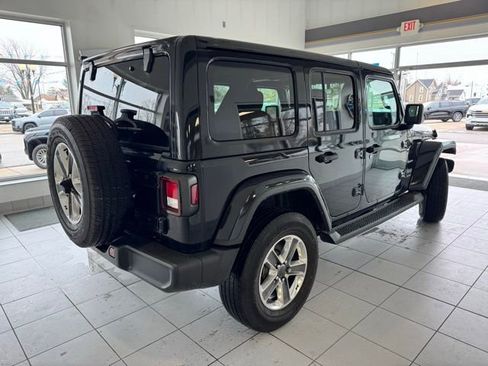 Used 2021 Jeep Wrangler Unlimited Sahara w/ Uconnect 4C Nav & Sound Group image 6