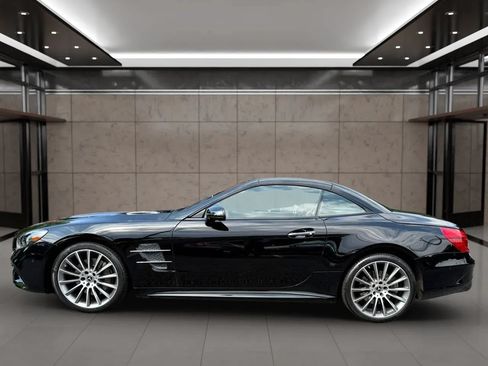Used 2020 Mercedes-Benz SL 550 image 6