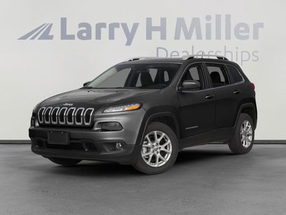 Used 2017 Jeep Cherokee Latitude w/ Cold Weather Group