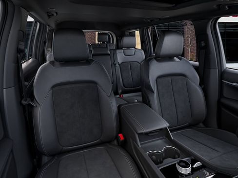 New 2026 Jeep Grand Cherokee L 4WD image 16