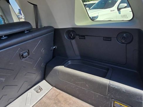 Used 2007 Toyota FJ Cruiser 4WD image 38