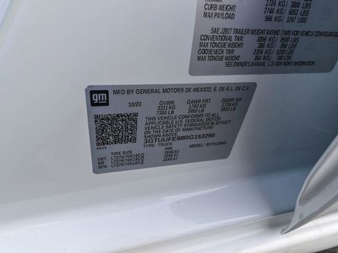 Used 2024 GMC Sierra 1500 AT4X AWD/4WD image 32