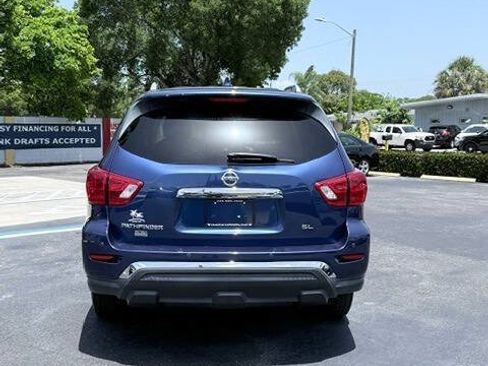 Used 2020 Nissan Pathfinder SL FWD image 5