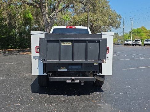 Used 2022 RAM 2500 Tradesman w/ Chrome Appearance Group image 12