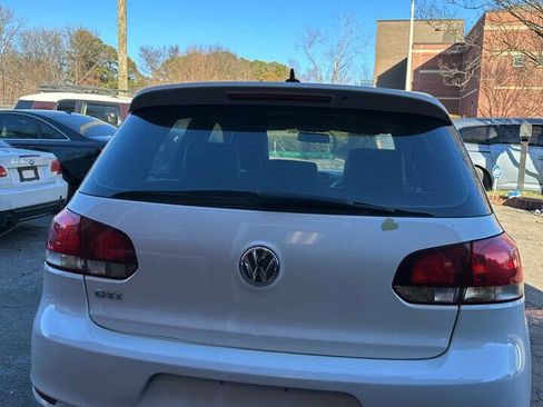 Used 2012 Volkswagen GTI 2-Door image 9