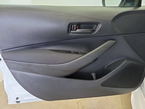 Used 2024 Toyota Corolla LE FWD image 19