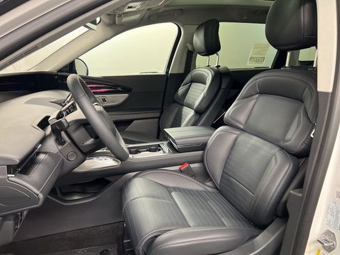 New 2026 Lincoln Nautilus Reserve image 29