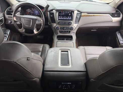 Used 2016 GMC Yukon Denali w/ Open Road Package AWD/4WD image 10
