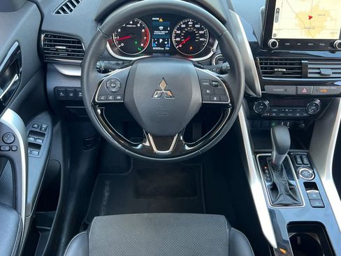 Used 2025 Mitsubishi Eclipse Cross SE image 16