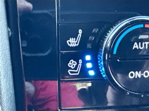 Used 2023 Nissan Armada Platinum w/ Captain's Chairs Package image 20