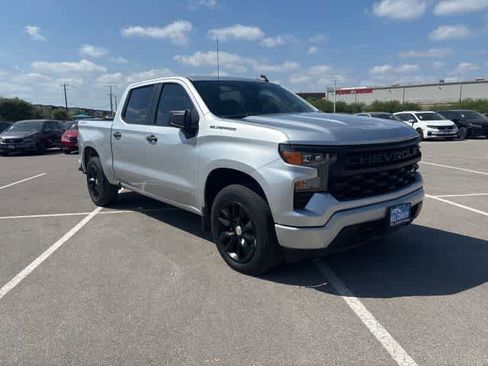 Used 2022 Chevrolet Silverado 1500 Custom image 7