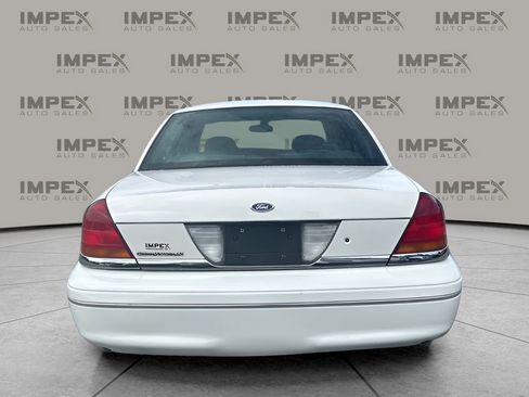 Used 1998 Ford Crown Victoria LX image 4