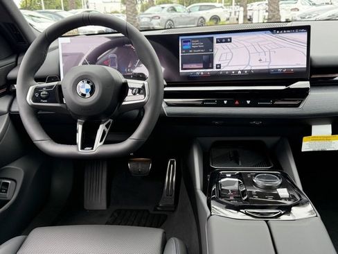 New 2026 BMW 530i w/ M Sport Package image 25