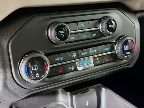 New 2025 Ford Bronco Big Bend image 19