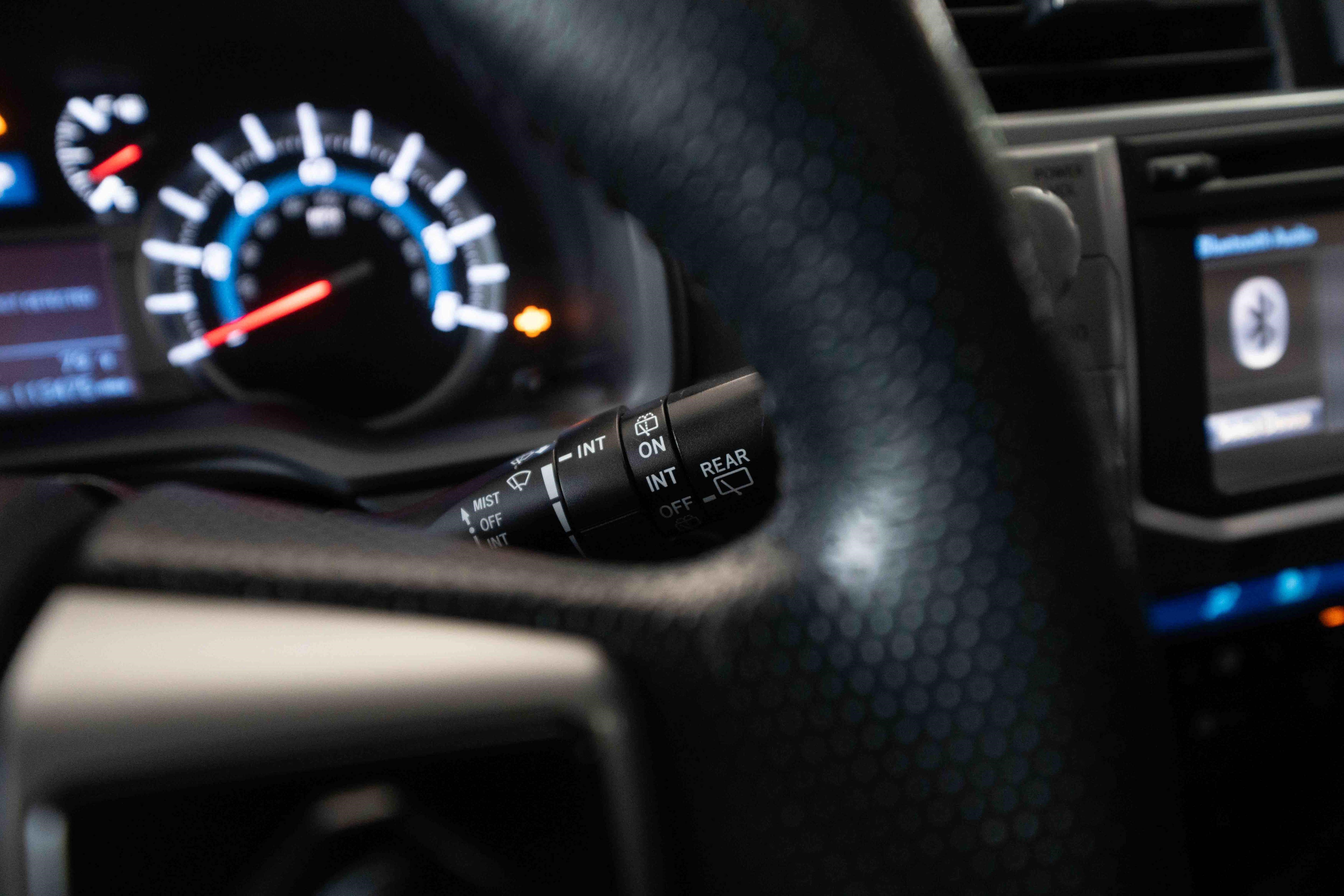 Used 2015 Toyota 4Runner Limited AWD/4WD image 14